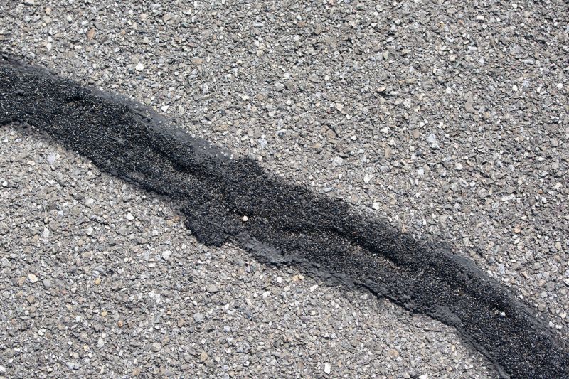 Concrete Crack Sealing